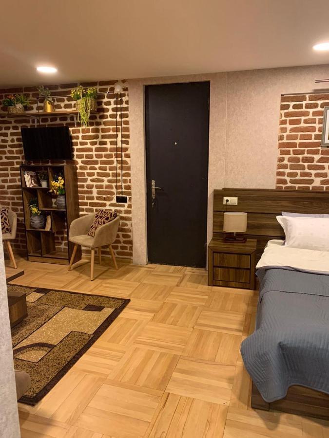 12 Maksim Gorki Street Apartment Tbilisi Exterior photo